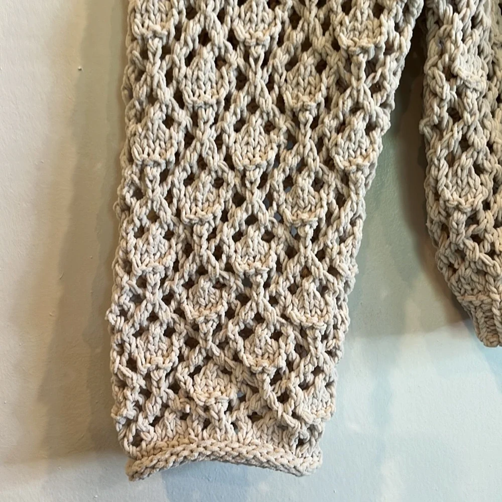 Artelier by Nicole Miller Open Chunky Knit Crochet Sweater Off Shoulder V Neck